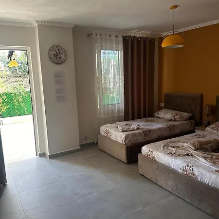 Bakalli Rooms1 شقة